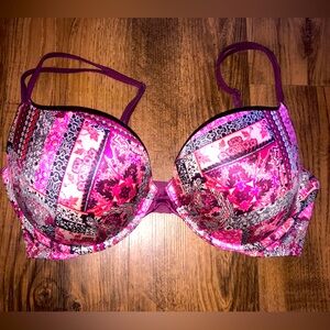 🔥 VICTORIA’S Secret very sexy push up Bra - Pink and Purple underwire